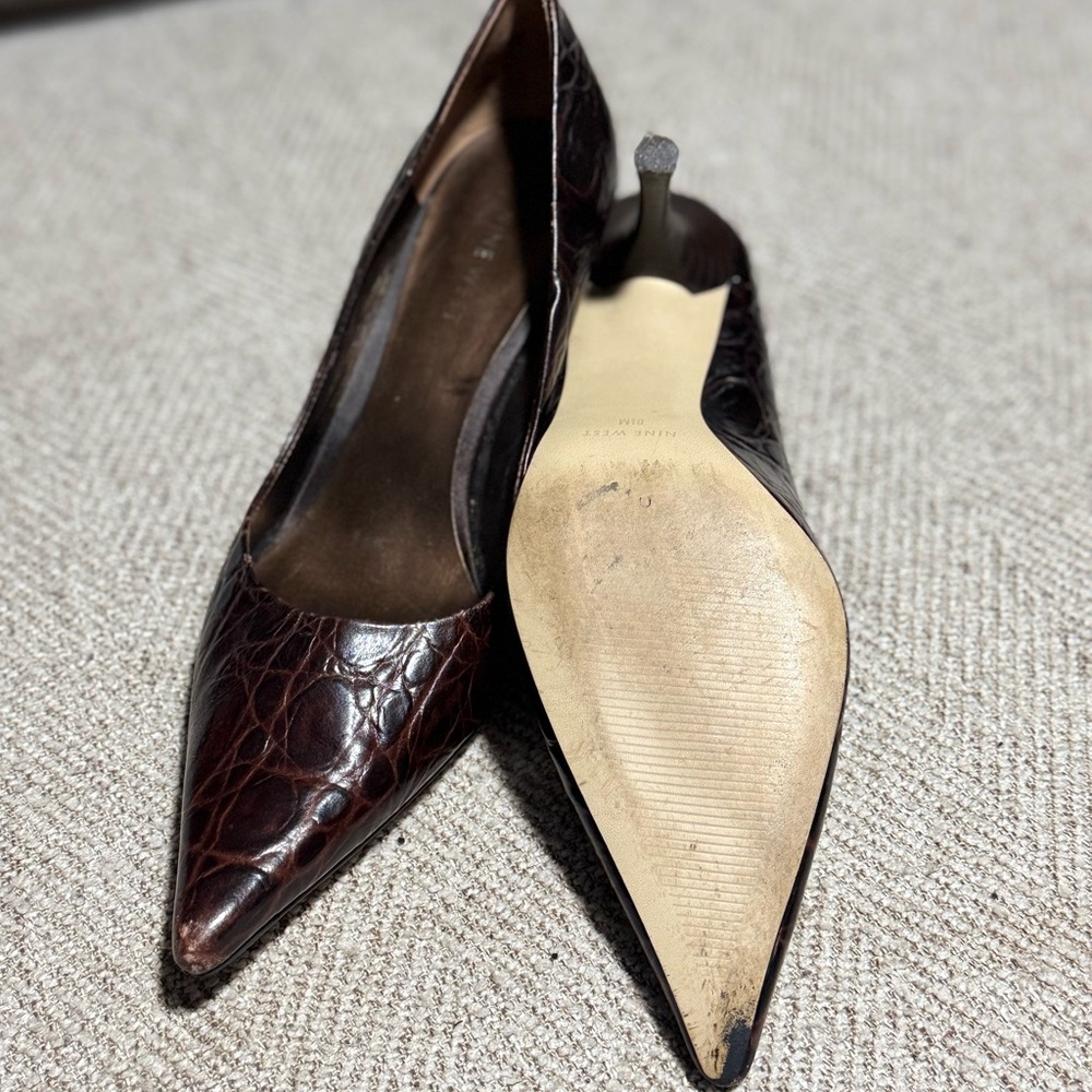 Nine West Dark Brown Croc-Embossed Heels - Picture 4 of 4